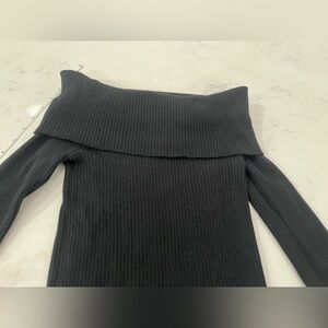 Active USA Ribbed Black Knit Top